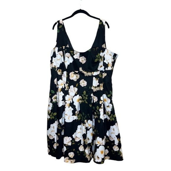 CITY CHIC Floral Senorita Dress - Picture 2 of 6